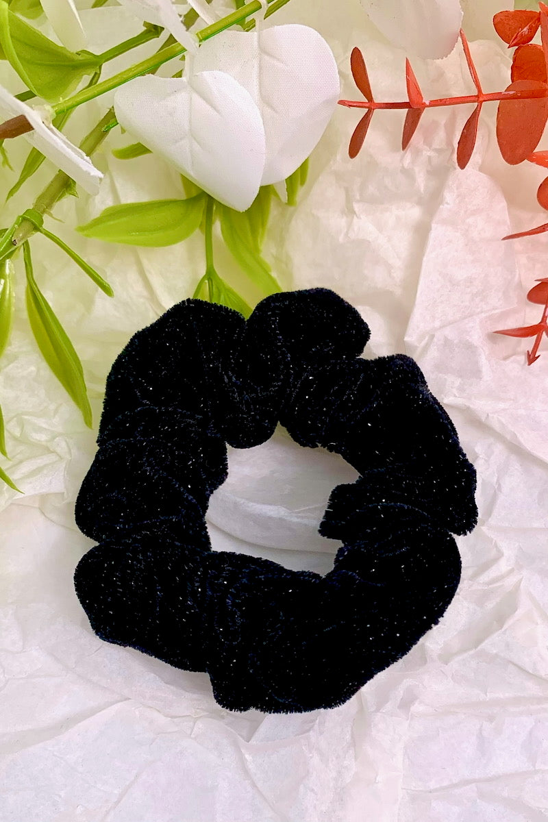 Blizgi plaukų gumytė