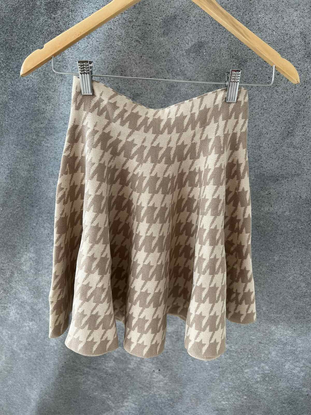 Sijonas "Beige"
